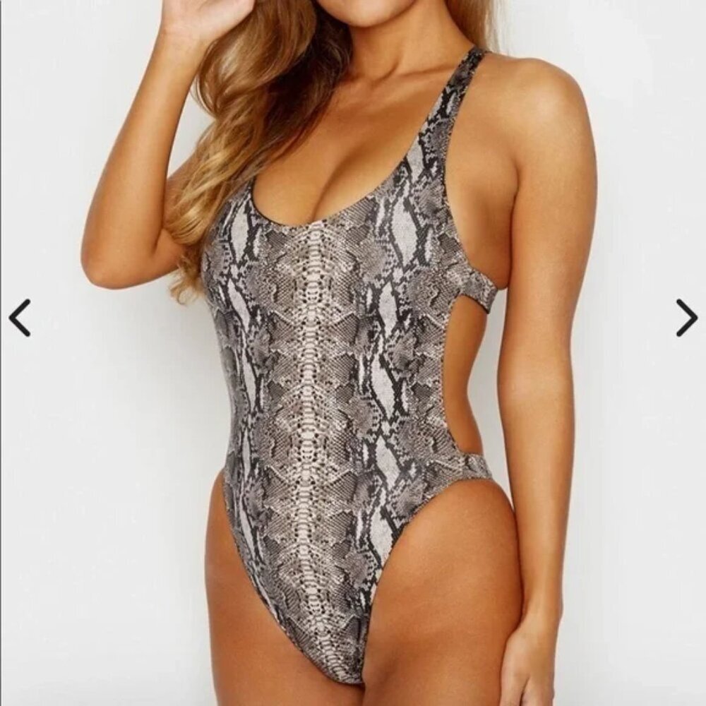 FRANKIE’S‎ Venom One Piece
